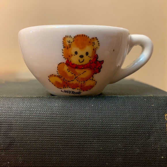 Tiny cute teacup, doll-sized, little kid Lucy Rigg - Picture 1 of 7